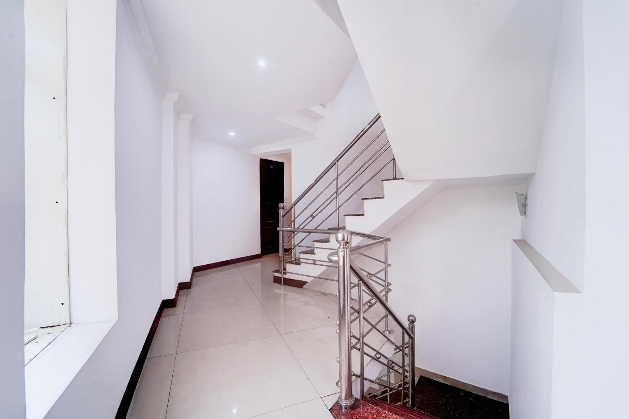 Super Hotel O Dh Road Ernakulam Kochi المظهر الخارجي الصورة